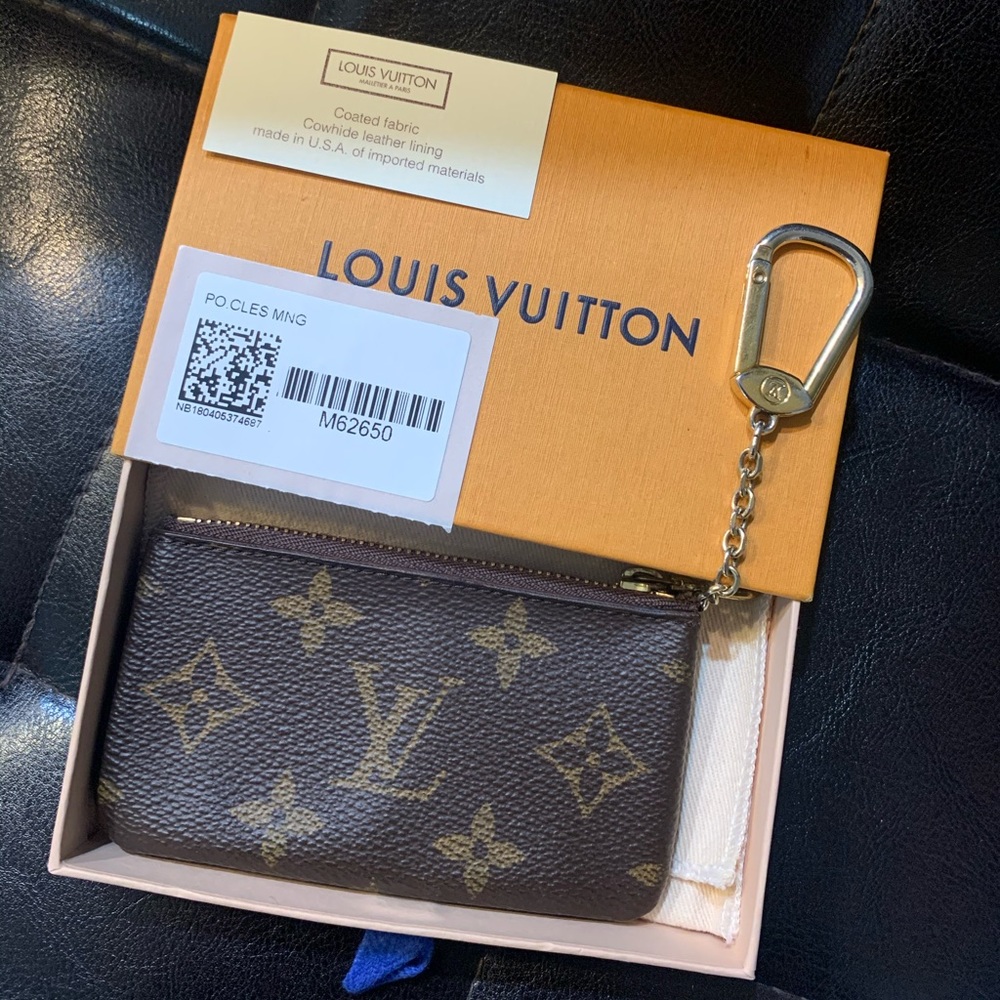 Monogram Key Pouch✨